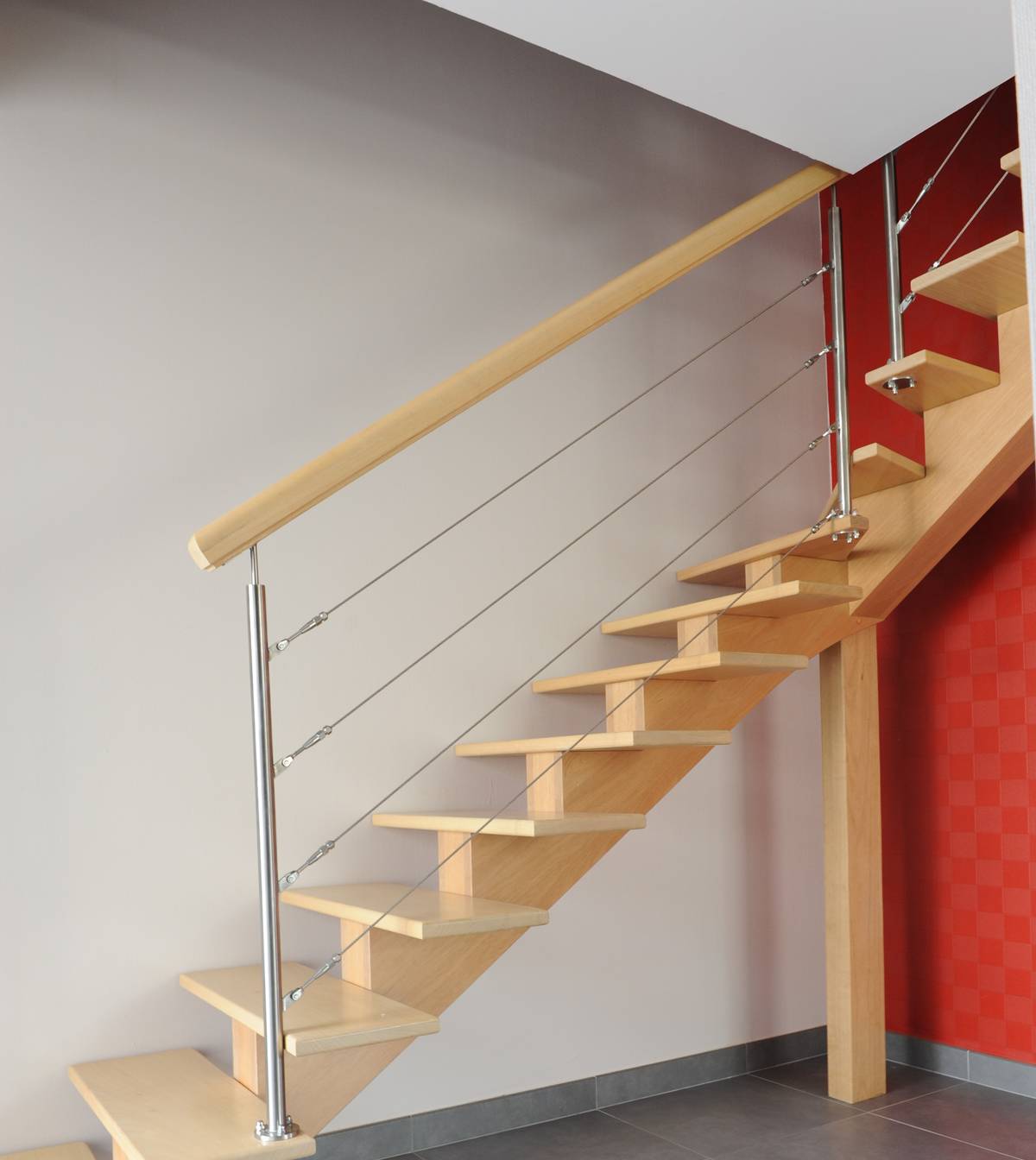 Escalier limon central 1/4 tournant - Grégoire Menuiserie